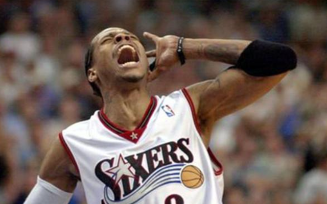 半场：亚特兰大0-1萨索洛，皮纳蒙蒂造点，贝拉尔迪点射