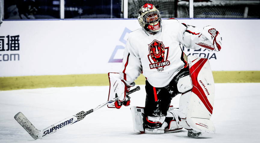 国足名将创业认准一条路：放弃功利 老实学日本