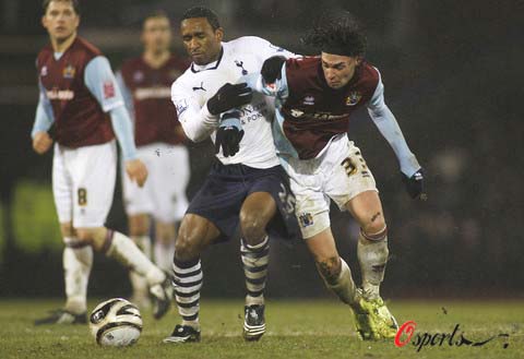 萨内蒂：穆帅曾让我踢左后卫盯防梅西 俱乐部的