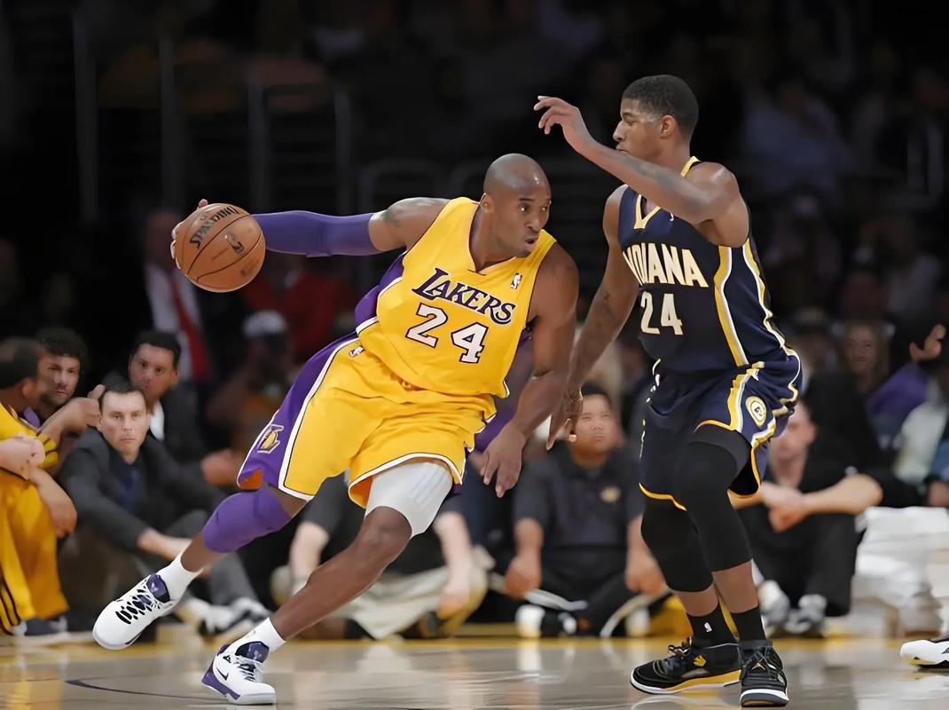 西雅图水手队为了留住铃木一朗，提供了当时全队最高的薪资合同