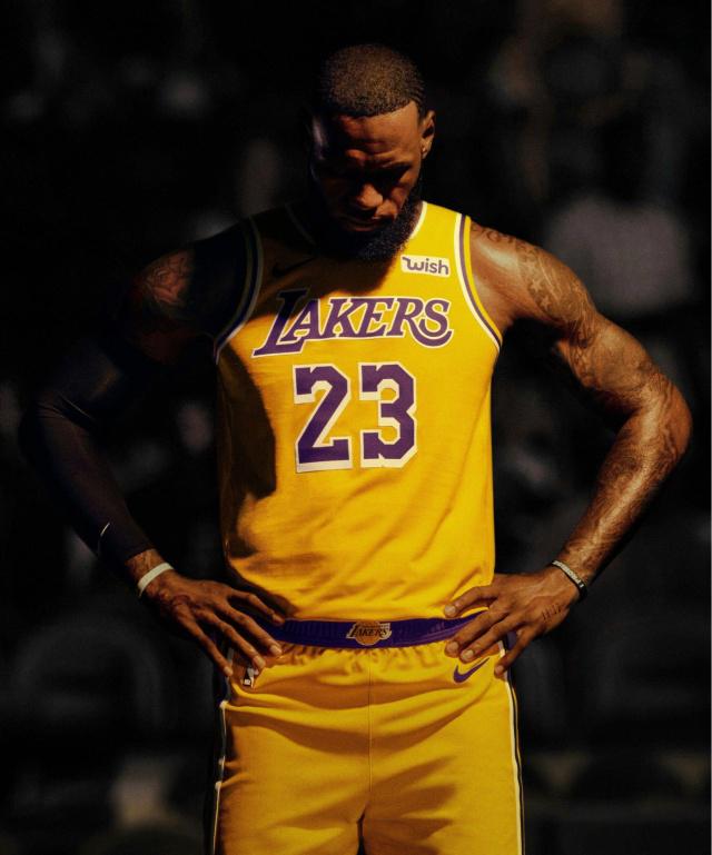 F1阿布扎比终极对决前瞻：诺里斯杆位稍占优，维斯塔潘正赛握主动