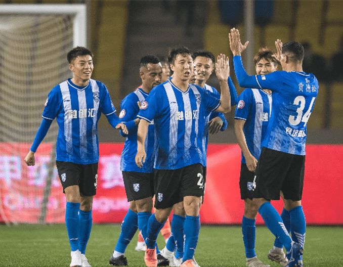 [中超]高天意头球破门 上海申花1-0山东泰山