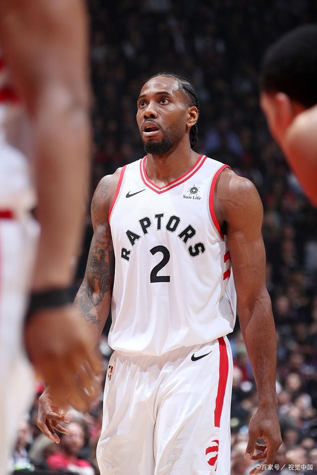 [NBA]东契奇弧顶转身突进 强起抛投2+1